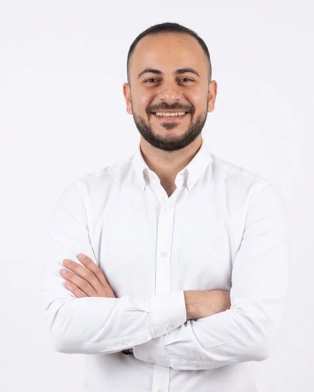 Ahmed Khedr, Senior Account Manager – 01 Electronics